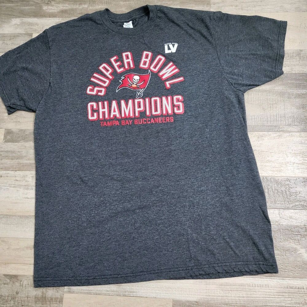 Super Bowl Champions Tampa Bay Buccaneers T Shirt Unisex Size XLarge LV Grey